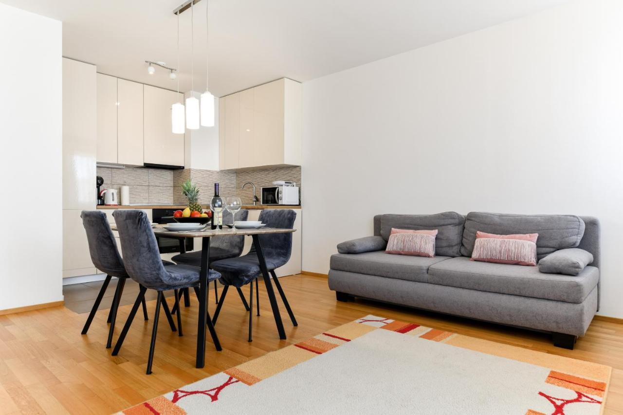 Modern Apartment For 2025' Vacation In Zadar Exterior photo
